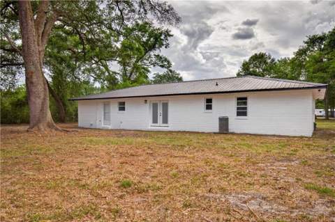 569 Revis Blocker Road, Ludowici GA - photo 6 of 43
