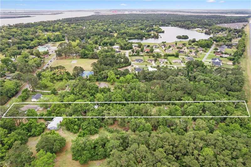 3 bedroom Single Family Residence at 633 Blythe Island Drive, Blythe Island, Brunswick — photo 1