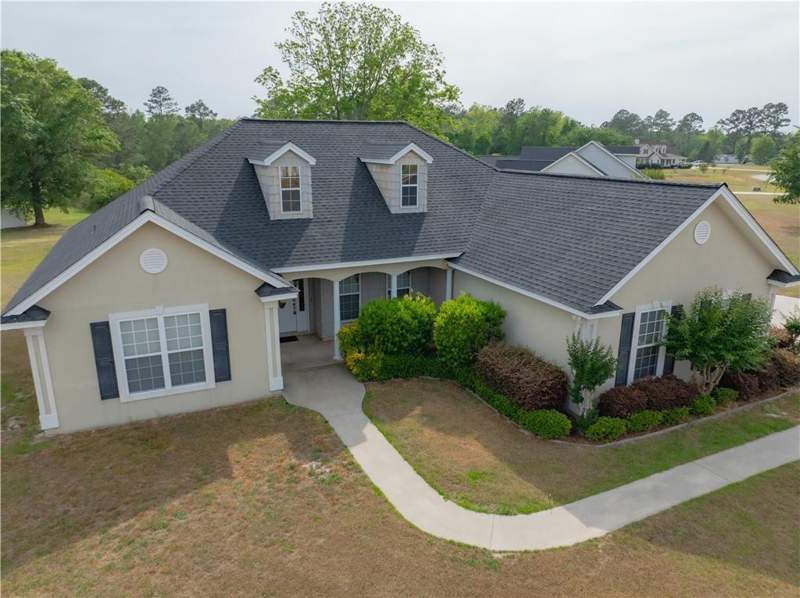 4 bedroom Single Family Residence at 6306 Sun Dell Circle, No Recorded Subdivision, Blackshear — photo 3