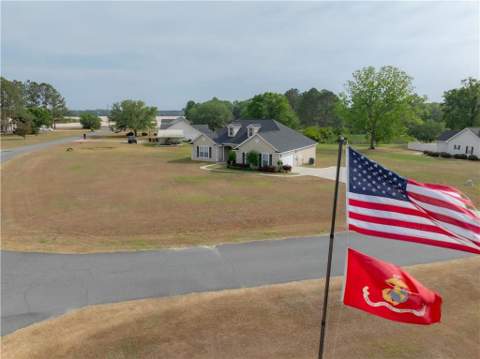 6306 Sun Dell Circle, Blackshear GA - photo 7 of 43