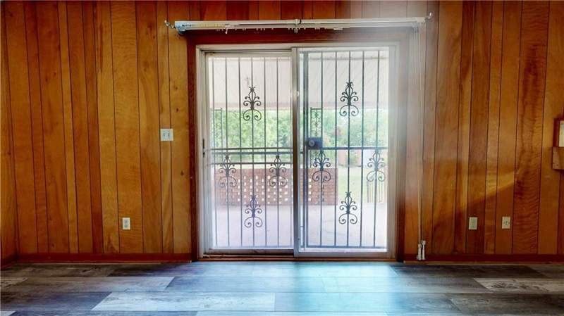 3 bedroom Single Family Residence at 402 Pineview Drive, No Recorded Subdivision, Waycross — photo 5