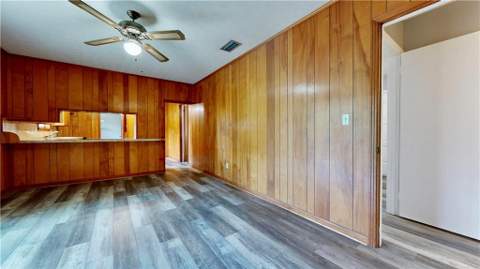 402 Pineview Drive, Waycross GA - photo 11 of 24