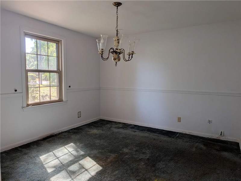 5 bedroom Single Family Residence at 405 Woodland Street, No Recorded Subdivision, Brunswick — photo 4