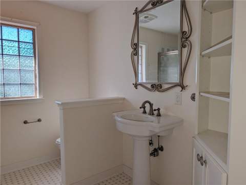 405 Woodland Street, Brunswick GA - photo 10 of 36
