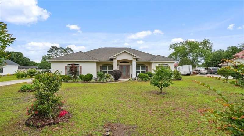 4 bedroom Single Family Residence at 293 Stonington Lane, No Recorded Subdivision, Jesup — photo 1