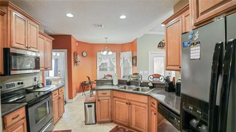 293 Stonington Lane, Jesup GA - photo 11 of 25