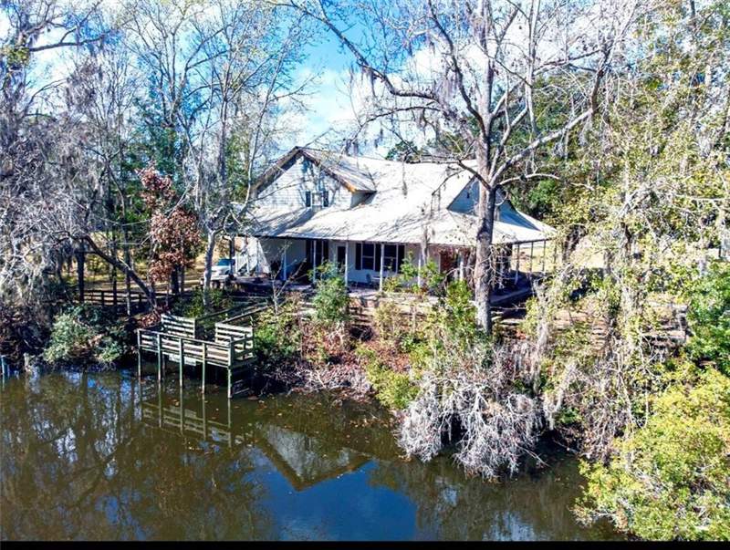 5 bedroom Single Family Residence at 202 T Street, No Recorded Subdivision, St. Marys — photo 3
