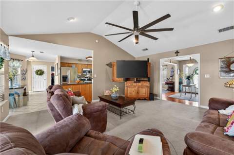 142 Lloyd Drive, Jesup GA - photo 13 of 43