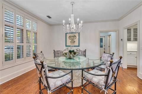 912 Champney, St. Simons Island GA - photo 9 of 70