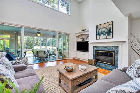 912 Champney, St. Simons Island GA - photo 10 of 70