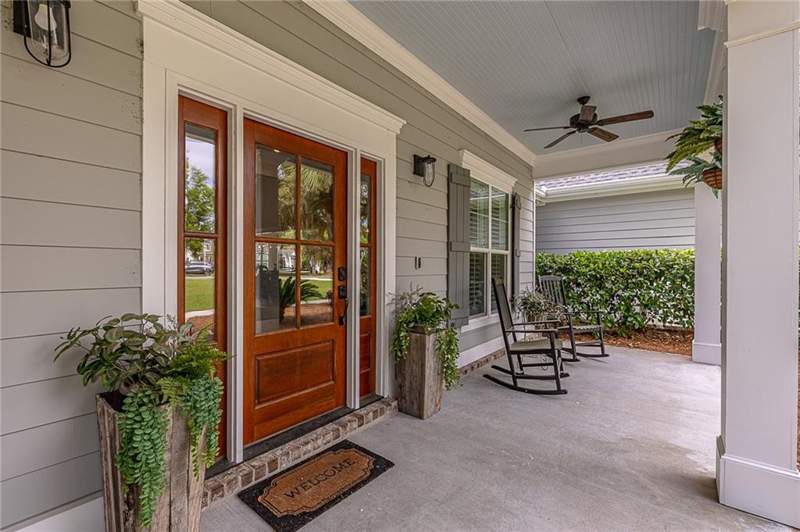 4 bedroom Single Family Residence at 144 Butler Lake Drive, Hampton Point, St. Simons Island — photo 2