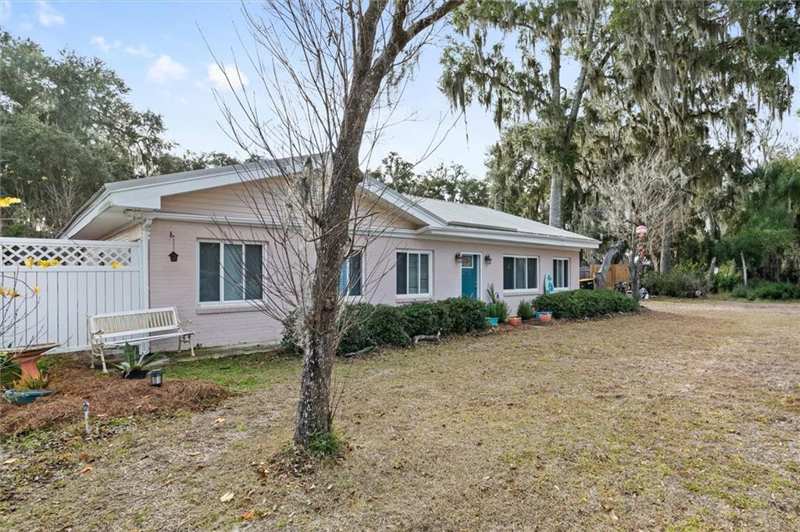 3 bedroom Single Family Residence at 1214 Shell Point Road, Shellpoint, Townsend — photo 1