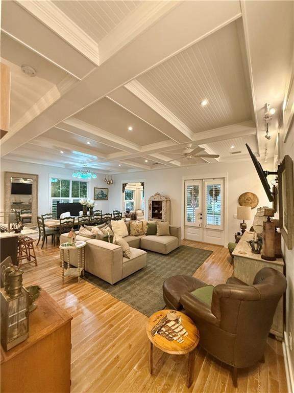 4 bedroom Single Family Residence at 1040 Demere Road, Ocean View Gardens, St. Simons Island — photo 4