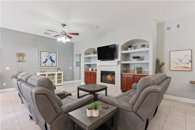 3 bedroom Single Family Residence at 269 Long Way, Majestic Oaks, Brunswick — photo 3