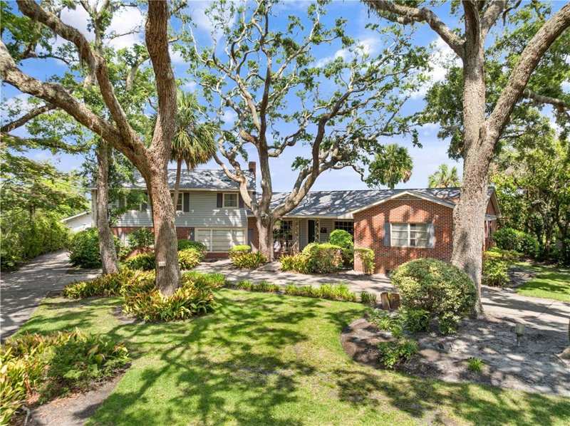 3 bedroom Single Family Residence at 524 Wesley Oak Circle, Wesley Oaks, St. Simons Island — photo 1