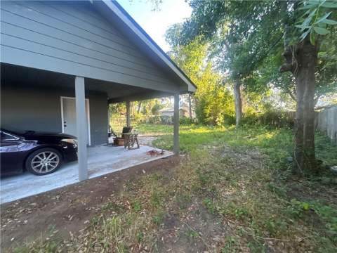 1919 Stonewall Street, Brunswick GA - photo 6 of 44