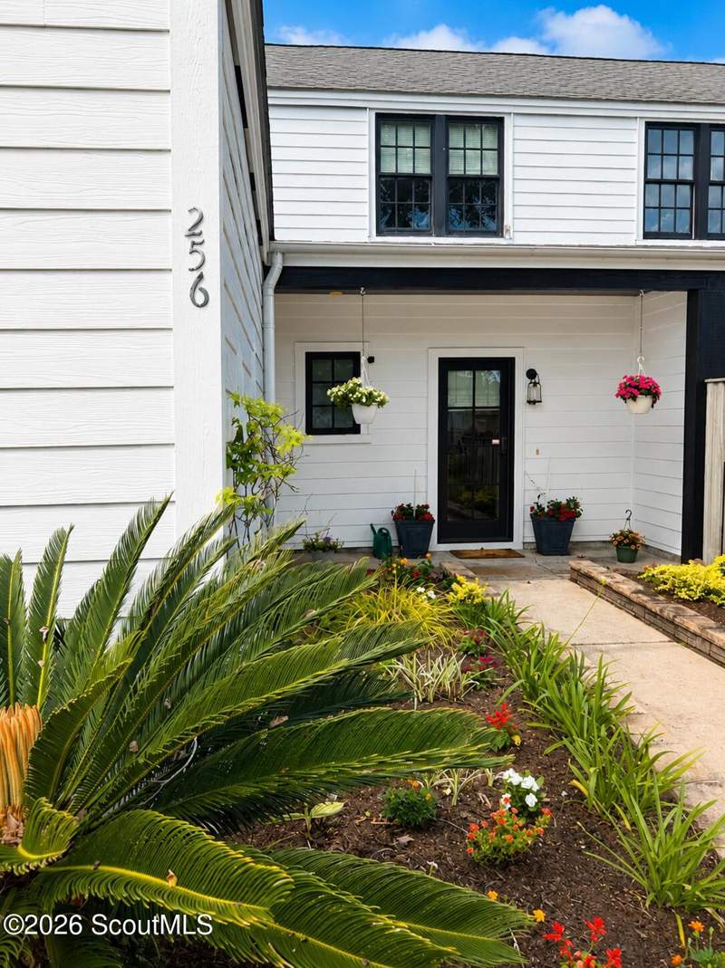 3 bedroom Duplex at 256 Bottlebrush Walk, Grant's Ferry Cove, Brunswick — photo 2