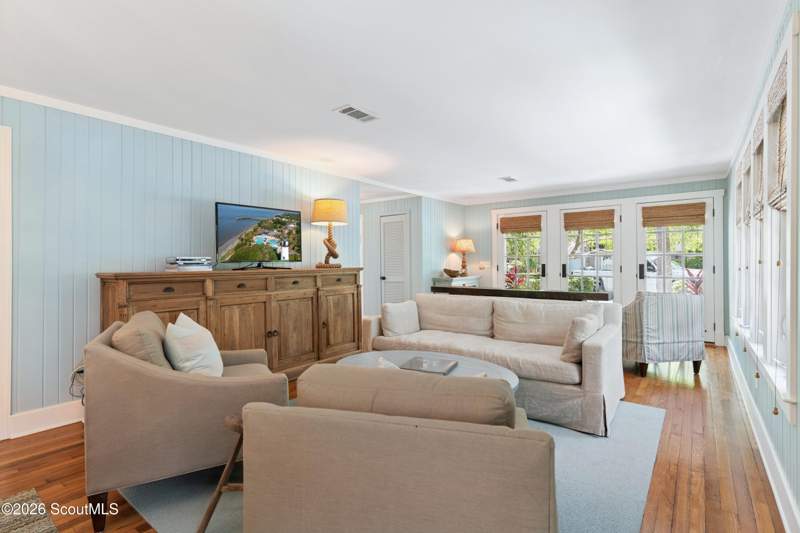 3 bedroom Single Family Residence at 4214 7th Street, East Beach, St. Simons Island — photo 3