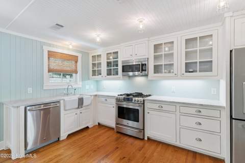 4214 7th Street, St. Simons Island GA - photo 6 of 19