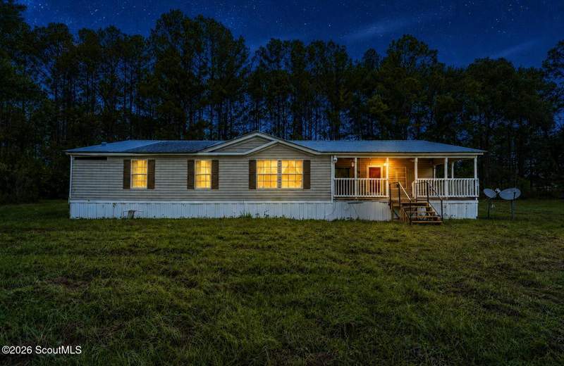 4 bedroom Manufactured Home at 1690 Smith Road, No Recorded Subdivision, Waycross — photo 2