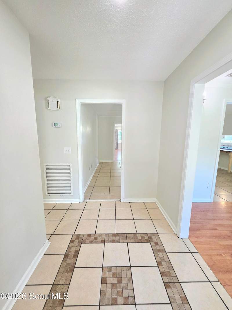 3 bedroom Single Family Residence at 904 Orchard Lane, No Recorded Subdivision, Waycross — photo 3