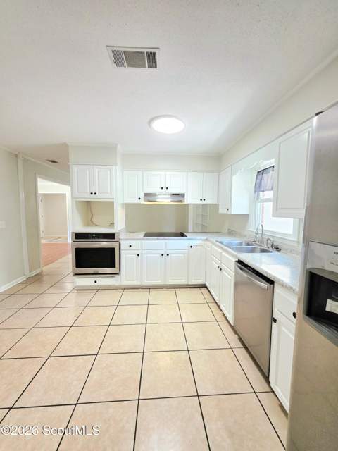 904 Orchard Lane, Waycross GA - photo 11 of 32
