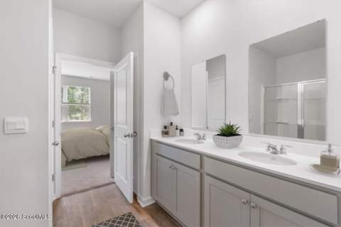 1059 Lakes Boulevard, Brunswick GA - photo 11 of 14