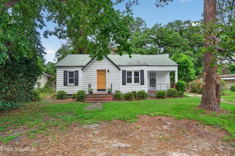 3 bedroom Single Family Residence at 1508 Suwanee Drive, No Recorded Subdivision, Waycross — photo 1
