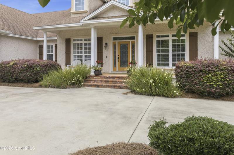4 bedroom Single Family Residence at 106 Majestic Drive, Oak Grove Island, Brunswick — photo 2
