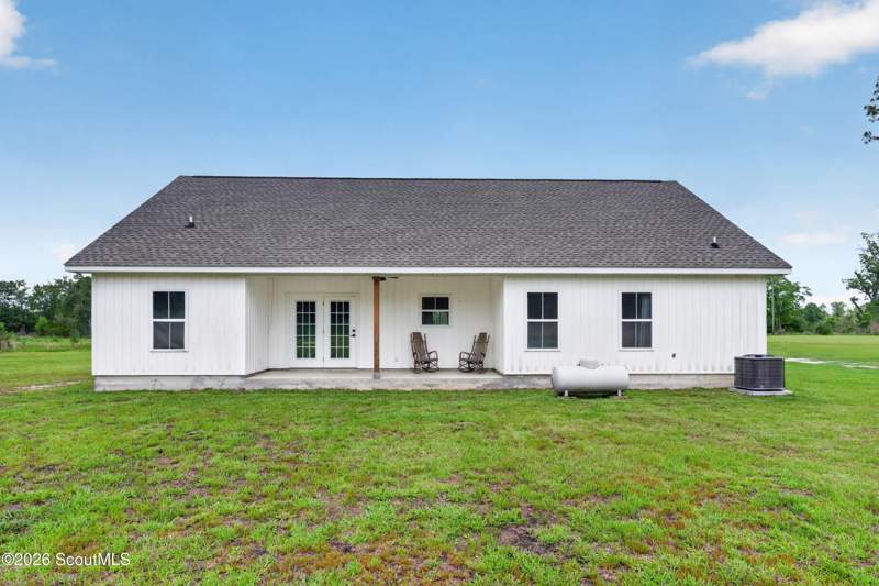 3 bedroom Single Family Residence at 1351 Oberry Road, No Recorded Subdivision, Waycross — photo 5