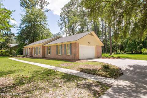 1075 Wildwood Road, Waycross GA - photo 16 of 49