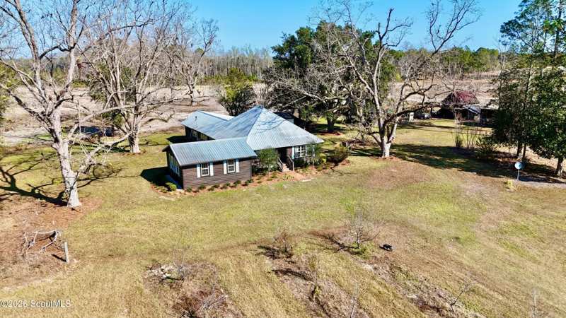4 bedroom Single Family Residence at 5466 Robin Road, No Recorded Subdivision, Patterson — photo 1