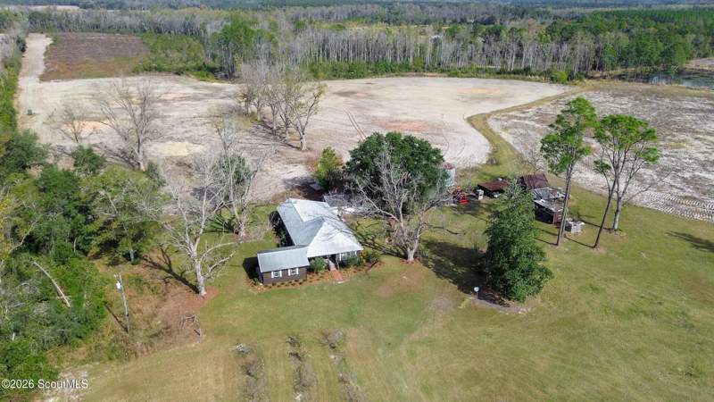 4 bedroom Single Family Residence at 5466 Robin Road, No Recorded Subdivision, Patterson — photo 4