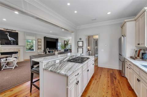 295 Mcintosh Avenue, St. Simons Island GA - photo 7 of 49