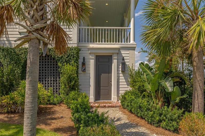 4 bedroom Single Family Residence at 295 Mcintosh Avenue, The Battery, St. Simons Island — photo 2