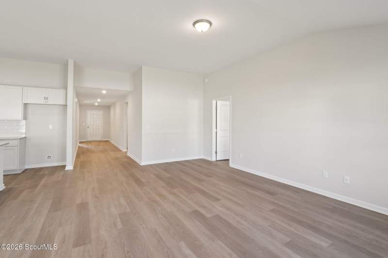 3 bedroom Single Family Residence at 6 Fulham Road, Majestic Oaks, Brunswick — photo 3