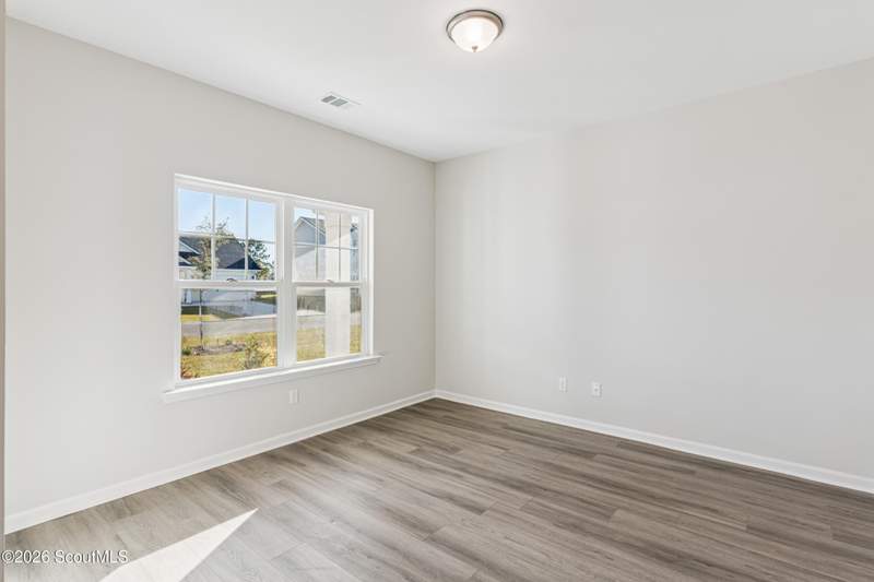 5 bedroom Single Family Residence at 8 Fulham Road, Majestic Oaks, Brunswick — photo 3