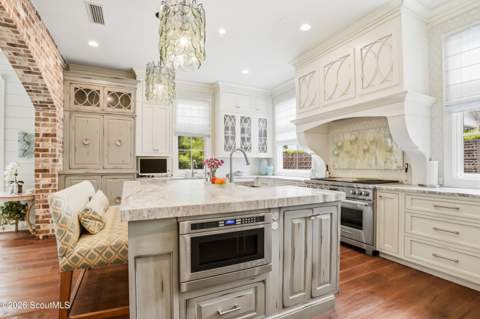 1082 Village Oaks Lane, St. Simons Island GA - photo 16 of 73