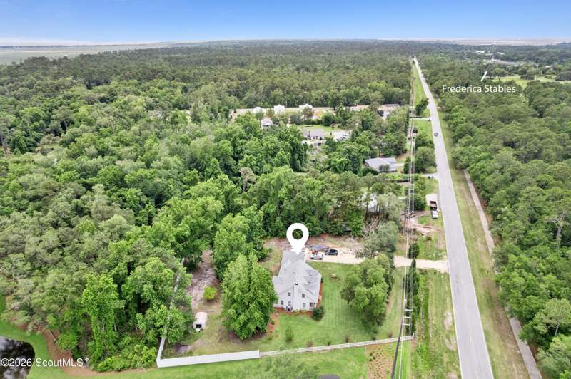 5 bedroom Single Family Residence at 112 Burns Landing, No Recorded Subdivision, St. Simons Island — photo 3
