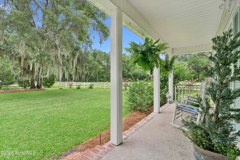 5 bedroom Single Family Residence at 112 Burns Landing, No Recorded Subdivision, St. Simons Island — photo 5