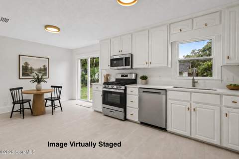 200 Reynolds Street, Brunswick GA - photo 17 of 30