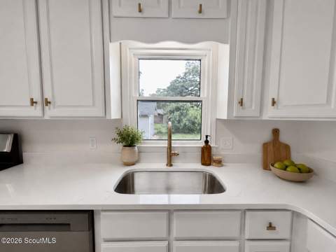 200 Reynolds Street, Brunswick GA - photo 19 of 30