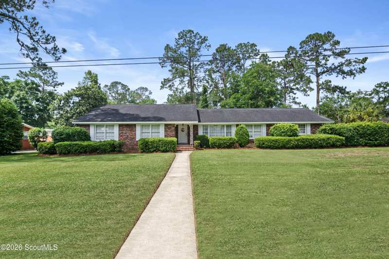 3 bedroom Single Family Residence at 147 W Magnolia Street, No Recorded Subdivision, Jesup — photo 1
