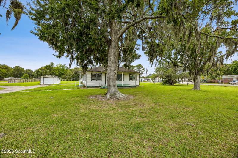 3 bedroom Single Family Residence at 879 Charlie Smith Sr Highway, No Recorded Subdivision, St. Marys — photo 3