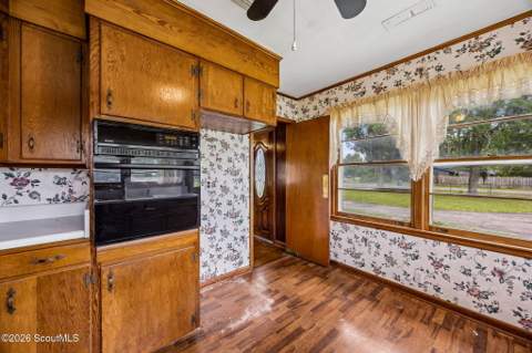 879 Charlie Smith Sr Highway, St. Marys GA - photo 11 of 24