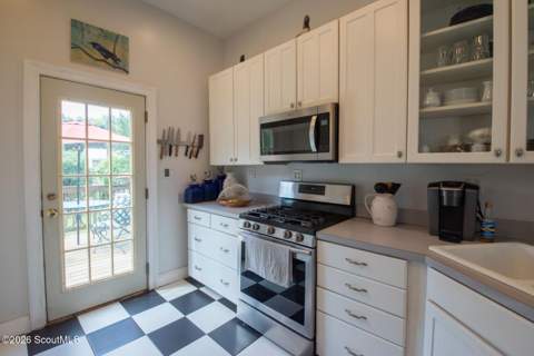 504 Dartmouth Street, Brunswick GA - photo 15 of 42