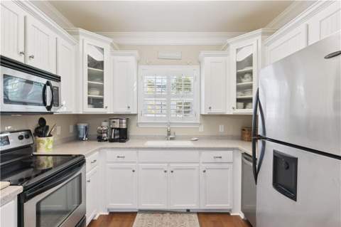420 Holly Street, St. Simons Island GA - photo 8 of 26