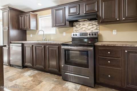 4860 Allen Lane, Waycross GA - photo 13 of 34