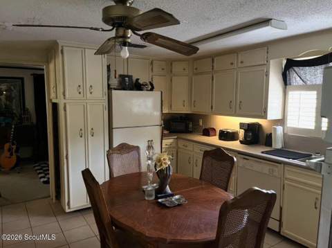606 Poplar Street, Waycross GA - photo 8 of 10