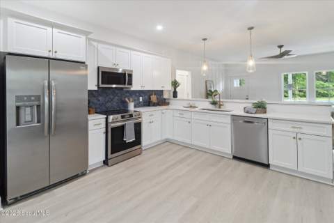 1681 Ashantilly Drive, Darien GA - photo 6 of 15